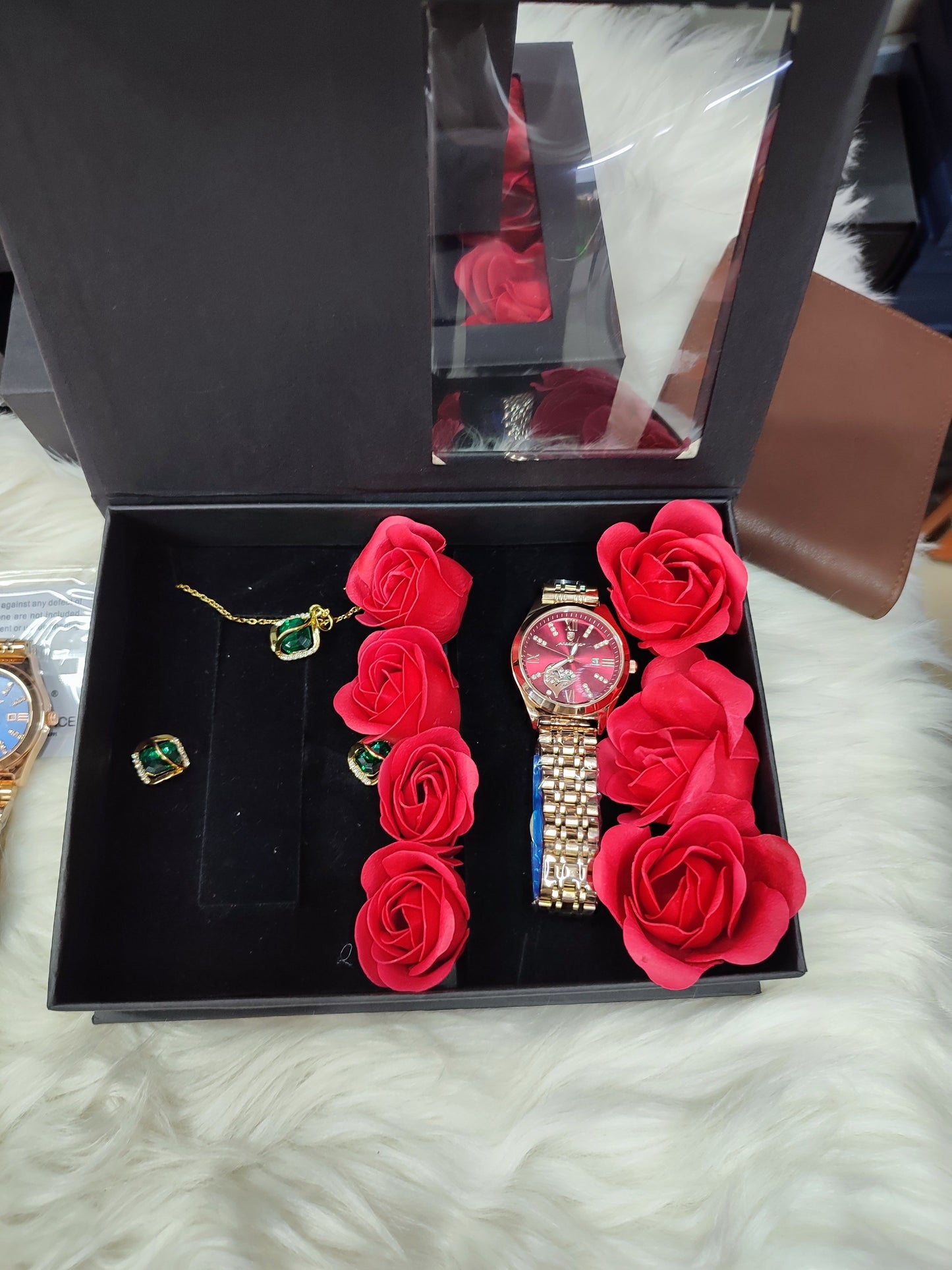 LADIES  GIFT SET (Watch,Necklace,Earrings,Flowers ,a note and gift bag)