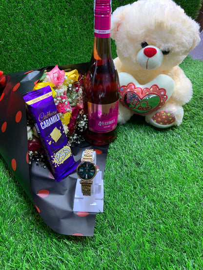 Lovers sensation bouquet and wine valentines gift pack